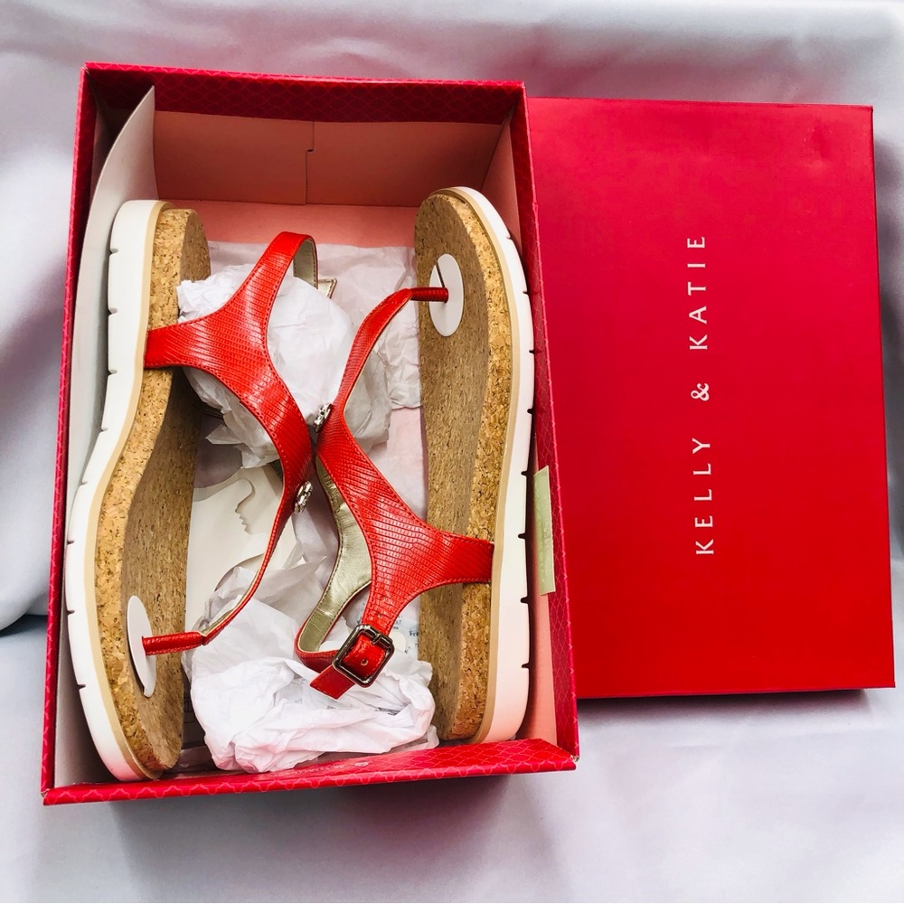 NIB Kelly & Katie Red Sandals